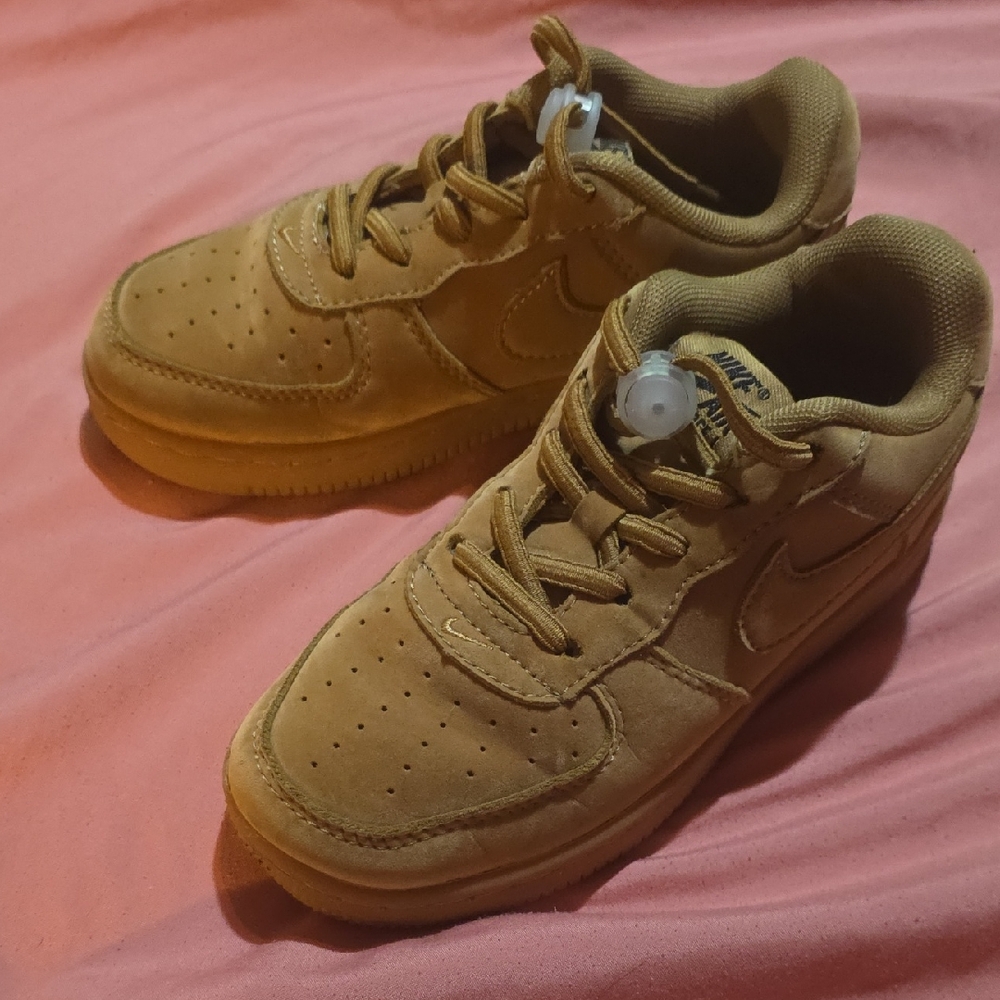 Nike Kids Brown Sneakers